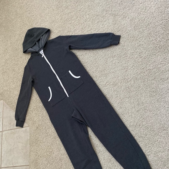 “GOODIELLOW & CO” 🖤 SUPER CUTE 💜 HOODED ONESIE - Picture 7 of 16